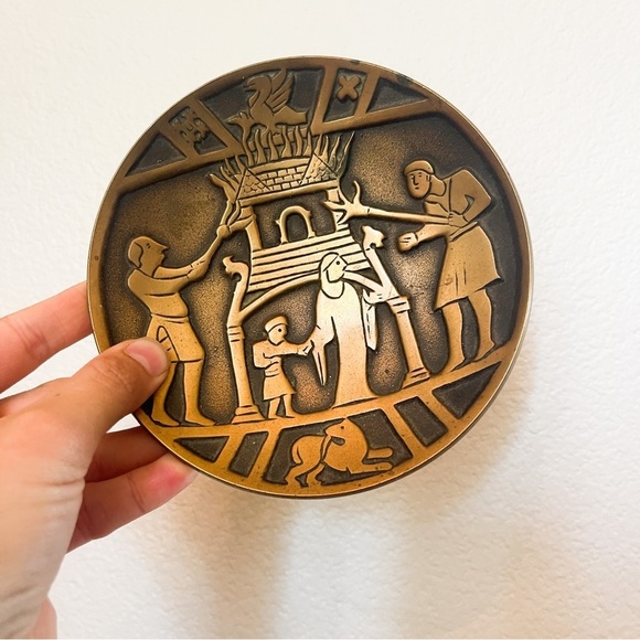 Vintage Medieval Brass Ash Tray - Picture 1 of 4